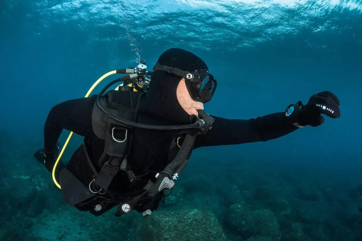 Top 7 Best Air Integrated Dive Computers of 2024 • The Adventure Junkies