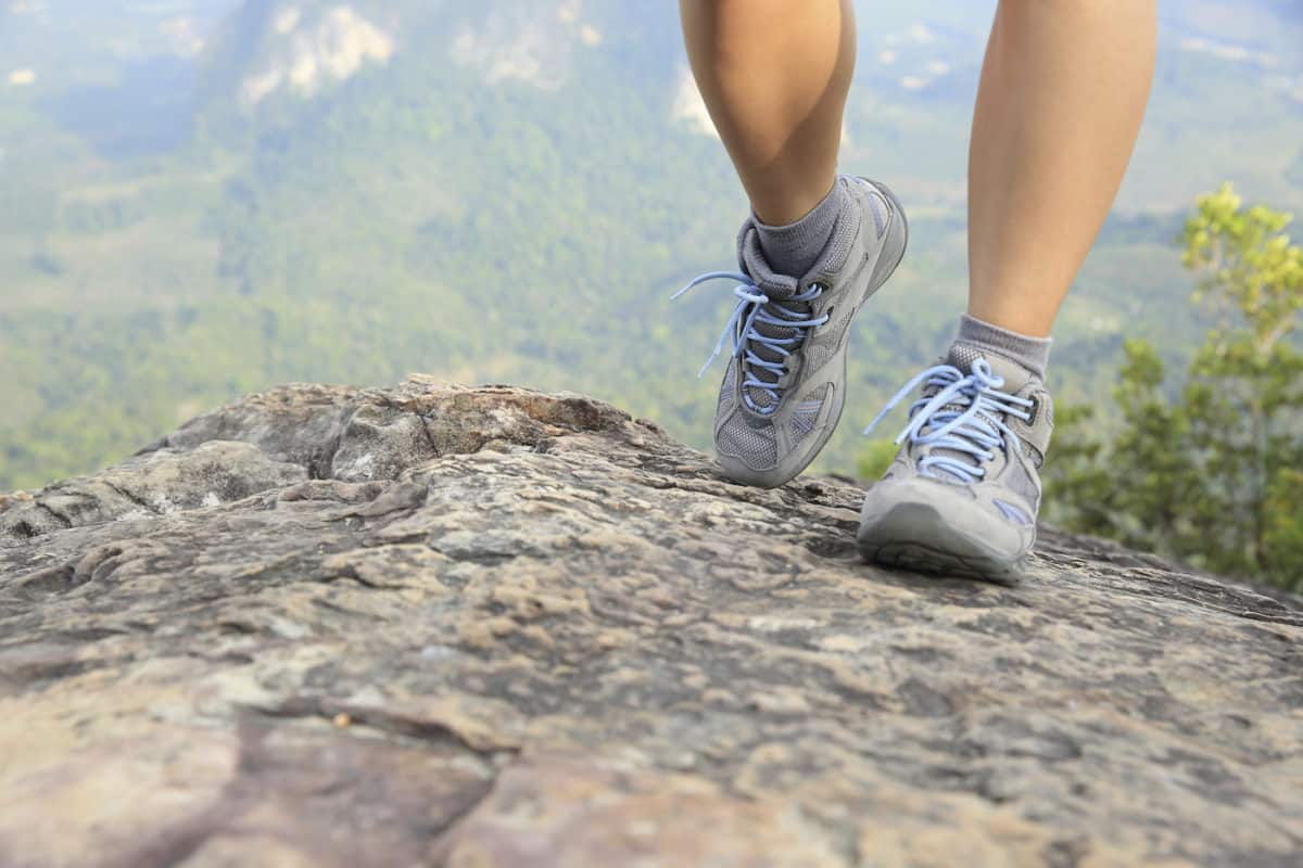 good walking hiking shoes