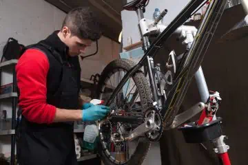 how to clean a mountain bike