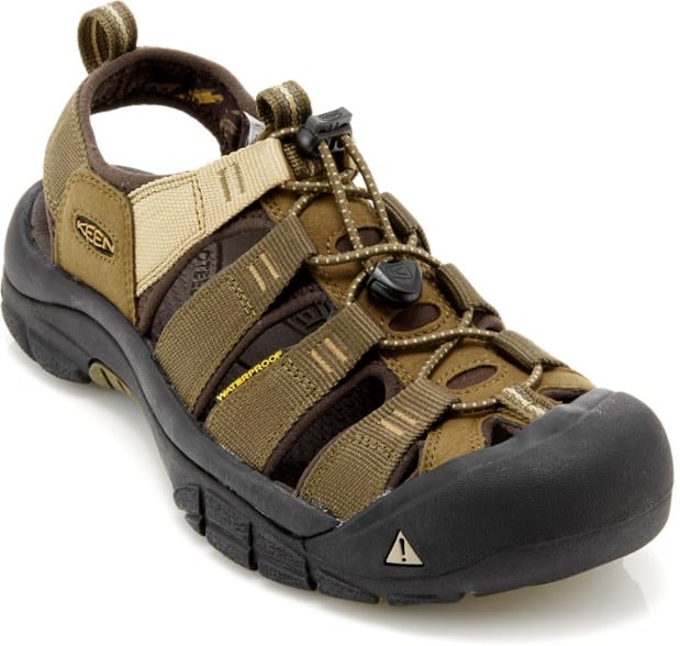 keen hiking sandals mens