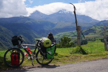 Cycling Ecuador Quilotoa Loop