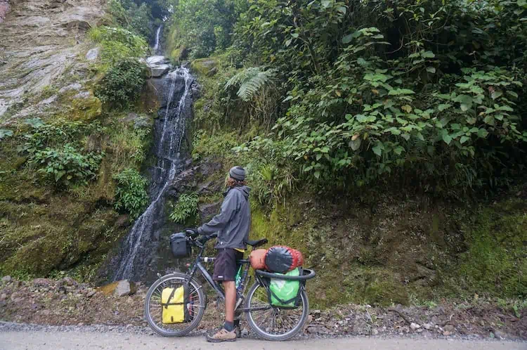 DEATH ROAD: CYCLING EL TRAMPOLIN DE LA MUERTE, COLOMBIA