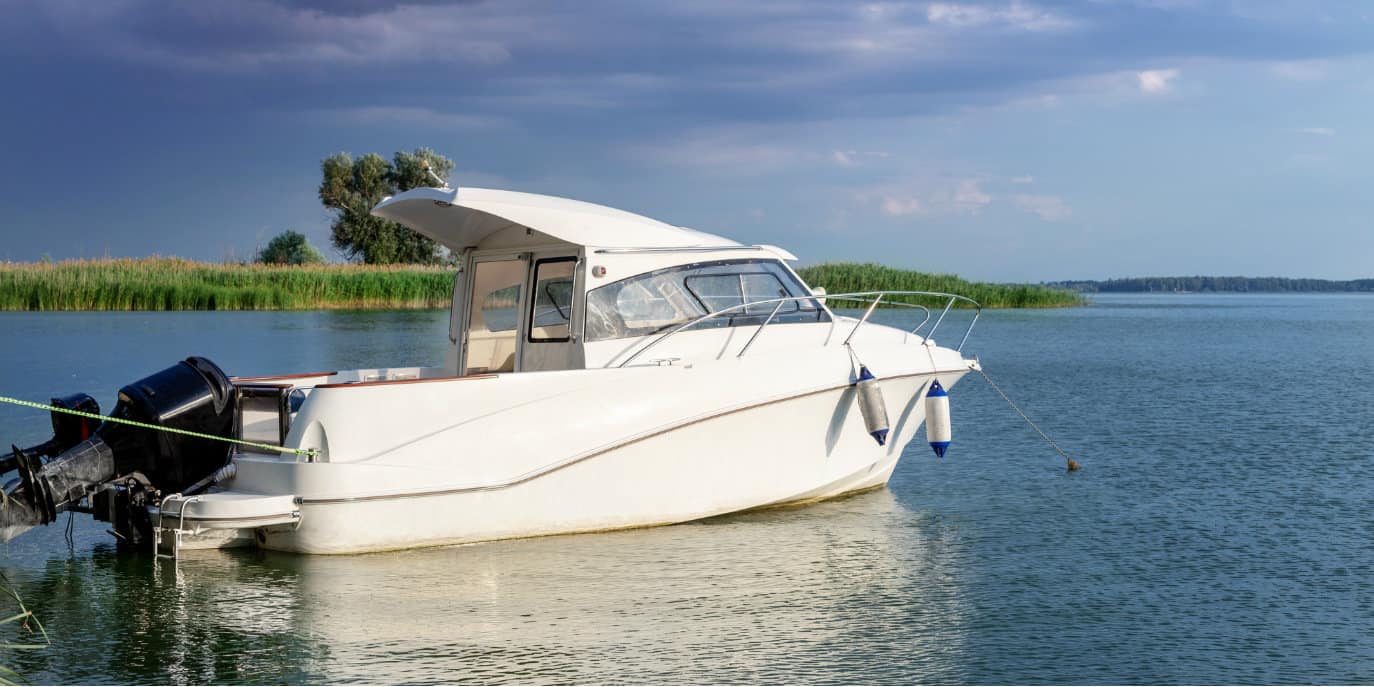 Top 4 Best 2 Stroke Outboard Oil of 2024 • The Adventure Junkies