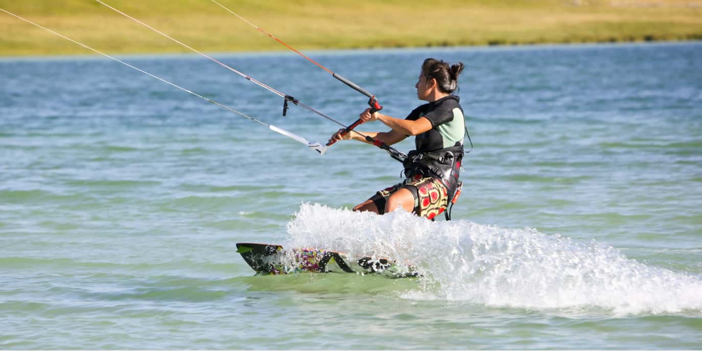Top 5 Best Kiteboarding Harnesses of 2022 • The Adventure Junkies