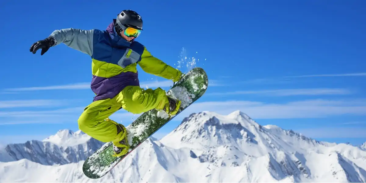 Top 10 Best Snowboard Helmets of 2024 • The Adventure Junkies