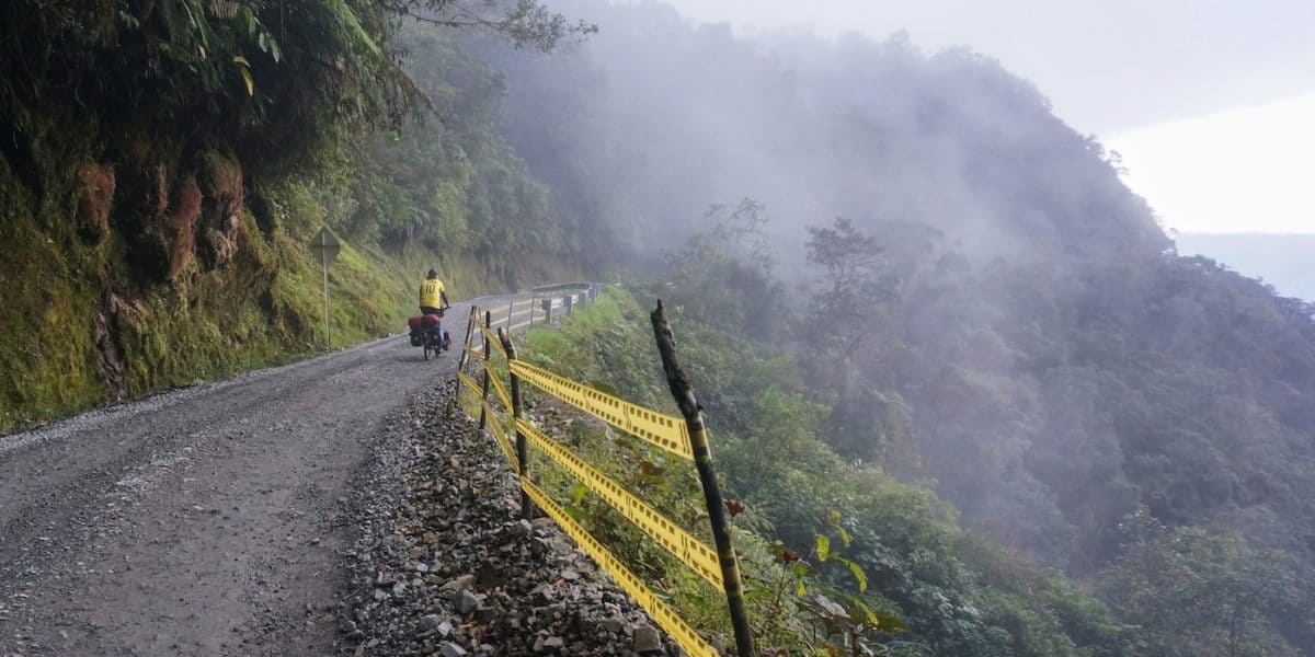 COLOMBIA’S DEATH ROAD: CYCLING EL TRAMPOLIN DE LA MUERTE